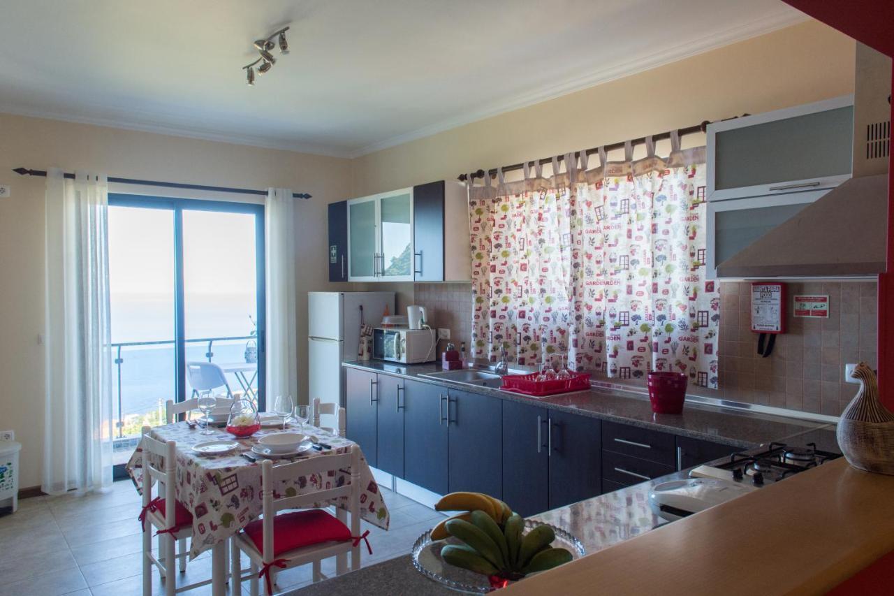 “Venik House” Sea_Mountains_Relaxing_Barbecue Apartman Funchal  Kültér fotó