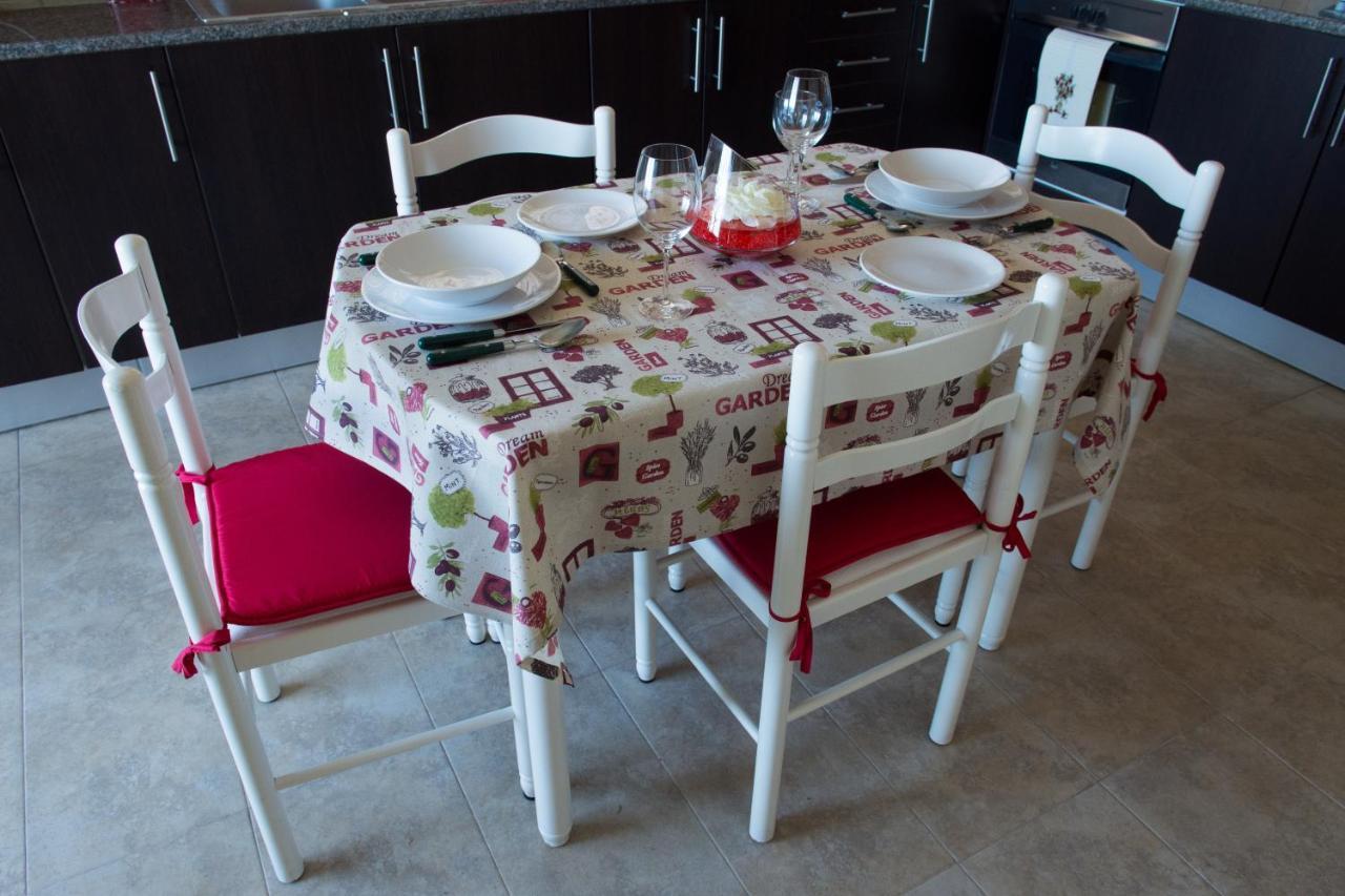“Venik House” Sea_Mountains_Relaxing_Barbecue Apartman Funchal  Kültér fotó