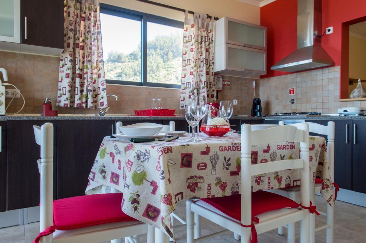 “Venik House” Sea_Mountains_Relaxing_Barbecue Apartman Funchal  Kültér fotó